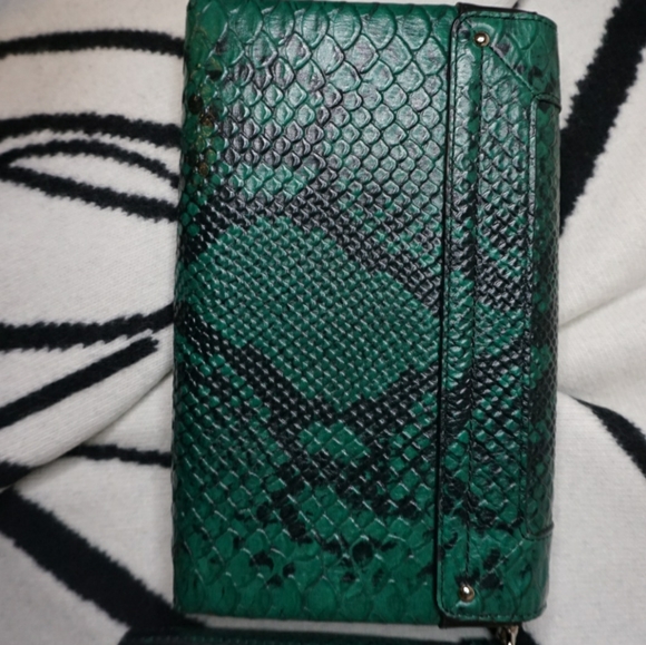 COACH  Swagger Embossed Python Clutch *Brand New* - Picture 4 of 8